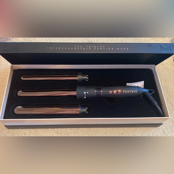 NEW 3-1 Foxybae rose gold titanium curling wand - Picture 6 of 7